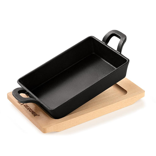 BERGNER Cook & Share 16 cm Cast Iron Mini Pan, Baking/Sizzler, Pre-Seasoned Cast Iron, for Roast/Bake/Caramelize/Serve/Share, with Wooden Tray, Less Oil Cooking, Induction Bottom and Gas Stove Ready